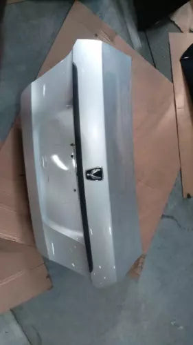 2014 Hyundai Equus Silver OEM Tailgate 692003N100,873703N780 Used Salvage used OEM liftgate or tailgate