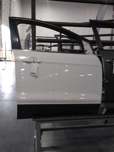 2017 Ford Escape R Door White OEM Used 4WD 1.5L used OEM complete door assembly
