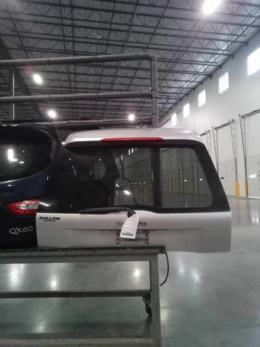 2005 Volvo xc90 lower Used OEM deck lid used OEM deck lid