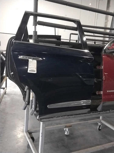 2015 Infiniti qx60 electr Used OEM complete door assembly used OEM complete door assembly