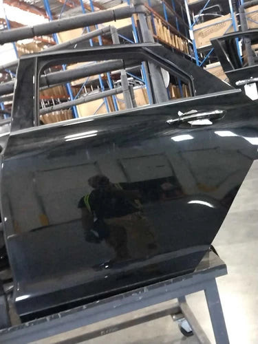 2016 Lincoln MKZ Left Side Front Door Black OEM Used Salvage used OEM complete door assembly