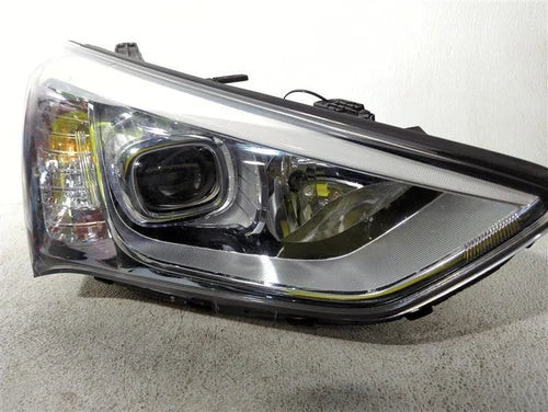 Used OEM Hyundai Santa Fe 2015 Headlight Assembly RH Xenon Silver used OEM headlight