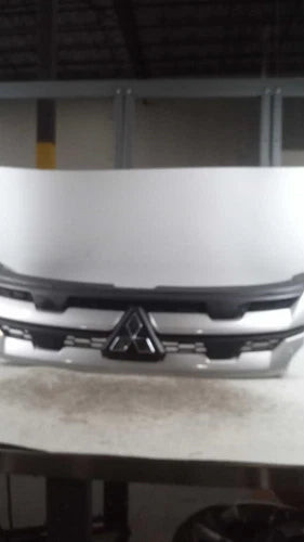 Used OEM Mitsubishi Outlander Sport Grille 2020-2024 Chrome Bezel 62310W140P used OEM grille