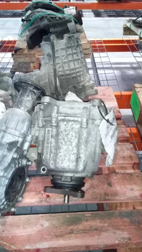 BMW 528i 2012 Transfer Case Assembly OEM Used Black 89000 Miles used OEM transfer case