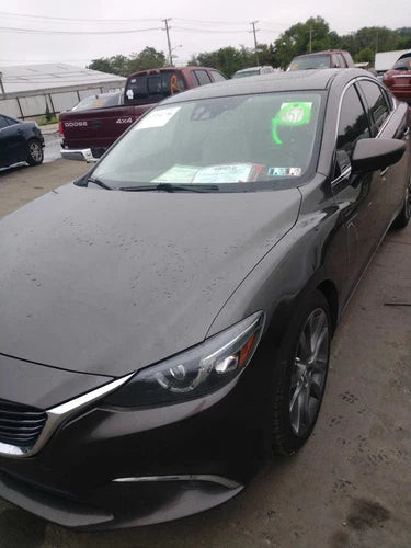 2016 Mazda 6 w/o rear view camera Used OEM deck lid used OEM deck lid