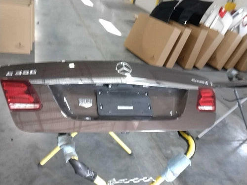 2016 Mercedes-Benz Mercedes e-class 212 Type Sdn E250 Used OEM deck lid used OEM deck lid