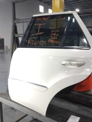 2009 Mercedes-Benz Mercedes ml-clas Used OEM complete door assembly used OEM complete door assembly