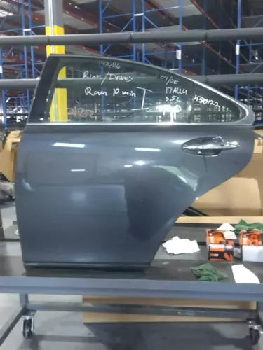 2008 Lexus es350 Rear Left Gr Used OEM complete door assembly used OEM complete door assembly