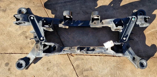 2020-2022 Hyundai Palisade OEM AWD Rear Suspension Subframe Carrier Crossmember used OEM rear subframe and crossmember