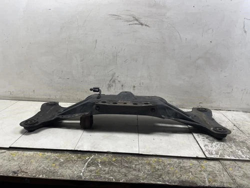 2008 TOYOTA CAMRY LE REAR SUSPENSION CROSSMEMBER SUBFRAME OEM+ used OEM rear subframe and crossmember