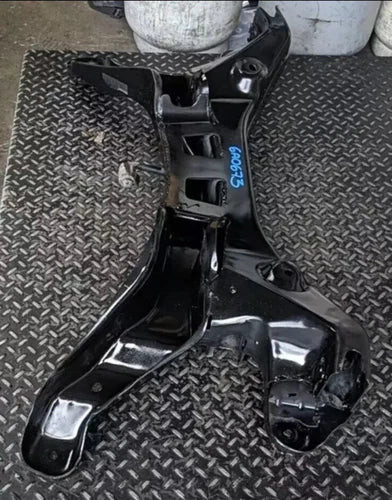 04-12 Chevrolet Malibu Rear Suspension Crossmember Subframe K-Frame Cradle OEM used OEM rear subframe and crossmember