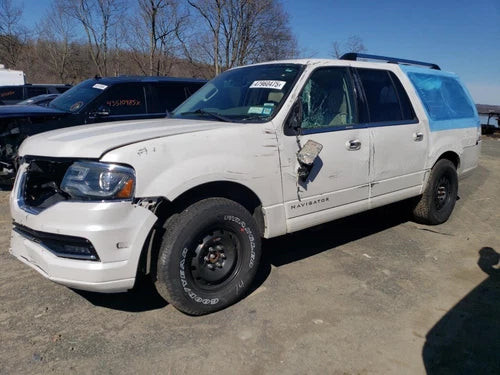 2015 Lincoln Navigator 4WD Differential Carrier Assembly Used OEM 6 Mo Warranty used OEM differential carrier