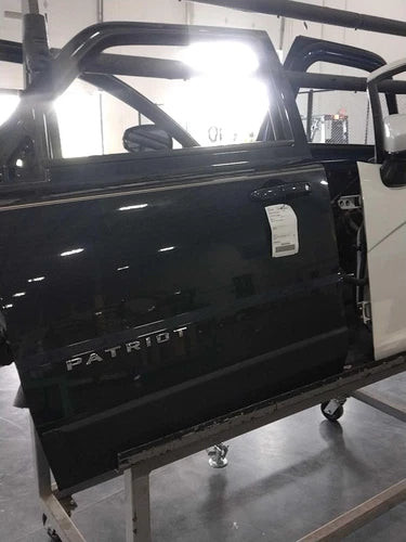 2016 Jeep Patriot manual window regula Used OEM complete door assembly used OEM complete door assembly