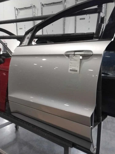 2015 Ford Edge tempered glass painted Used OEM complete door assembly used OEM complete door assembly