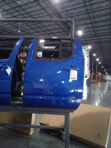 2015 Nissan Frontier Crew Cab elect Used OEM complete door assembly used OEM complete door assembly