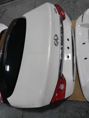 2017 Infiniti Q50 White Deck Lid OEM Used Fits 16-17 No Surround View used OEM deck lid