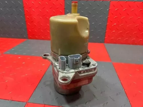 2004-2013 Volvo C30 S40 V50 C70 Electric Power Steering Pump Assembly 5 Cylinder used OEM power steering pump