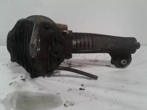 2006 Jeep Grand Cherokee Front Axle Differential Carrier 3.07 Ratio 6 Cyl 3.7L used OEM differential carrier