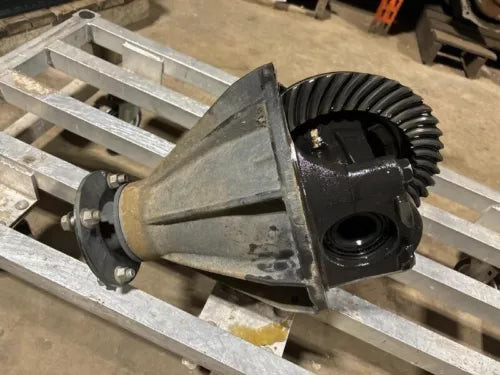 07-21 Tundra Rear Axle Differential Carrier 8 Cylinde 5.7L 4.30 ratio w/Warranty used OEM differential carrier