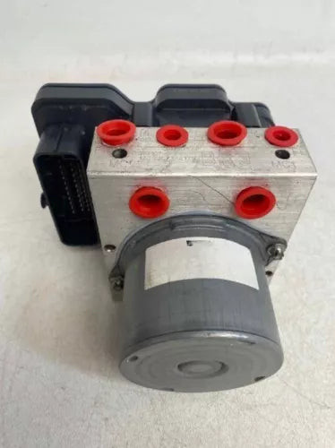 2018 Chevy Cruze ABS Anti-Lock Brake Pump Assembly Module 18 OEM used OEM ABS pump and module