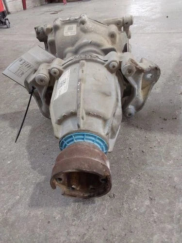 2015-2016 Lincoln MKC Rear Axle Differential Carrier Assembly 3.51 Ratio MKZ OEM Used used OEM differential carrier
