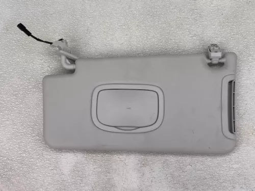2015-2022 Jeep Renegade Left Driver Sun Visor Illumination w/o Sunroof Gray OEM used OEM sun visor