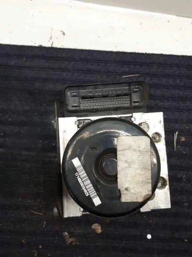 2012 2013 2014 Ford Focus Gasoline ABS Anti-Lock Brake Pump Assembly OEM used OEM ABS pump and module