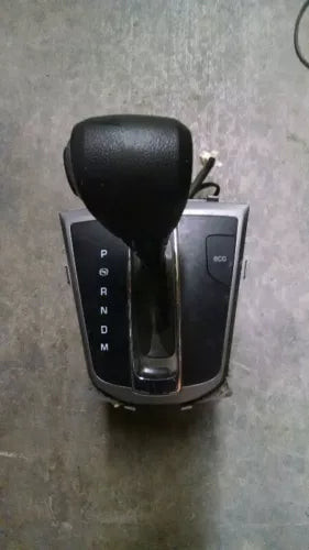2012-2015 Chevrolet Captiva Automatic Trans Floor Gear Shift Shifter Assembly used OEM transmission shifter