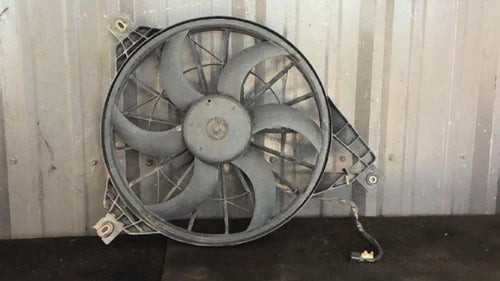 2003-2005 Lincoln Aviator Radiator Motor Cooling Fan Assembly OEM used OEM cooling fan assembly