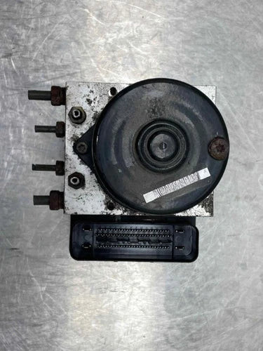 2006-2008 Suzuki Grand Vitara ABS Anti-Lock Brake Pump Assembly 4x4 AT 06-08 OEM used OEM ABS pump and module