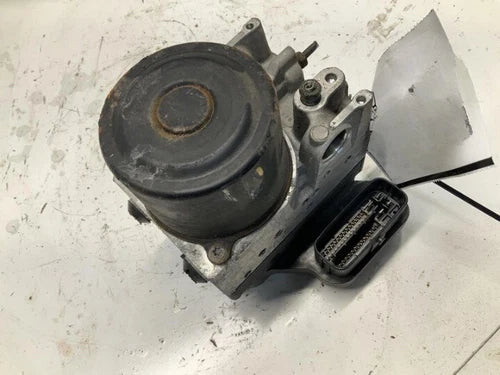 2004-2007 Toyota Highlander ABS Anti Lock Brake Pump Assembly AWD OEM 05 06 07 used OEM ABS pump and module