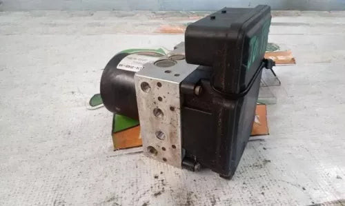 2007-2008 FORD EXPEDITION NAVIGATOR ANTI-LOCK BRAKE ABS PUMP OEM used OEM ABS pump and module