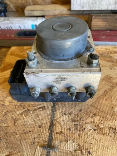 2012-2013 Toyota Corolla 1.8L ABS Anti-Lock Brake Actuator And Pump Assembly O used OEM ABS pump and module