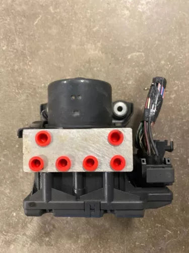 2001-2002 Toyota Sequoia ABS Anti-lock Brake Pump Assembly , Skid Control OEM used OEM ABS pump and module