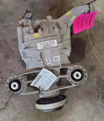2015-2022 Dodge Charger Rear Axle Differential Carrier Assembly 3.07 Ratio OEM Used used OEM differential carrier