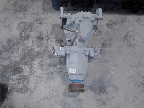 2015-2018 Ford Edge Fusion Rear Axle Differential Carrier Assembly 15-18 OEM Used used OEM differential carrier