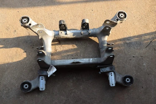 2011-2016 BMW 535I RWD F10 REAR SUSPENSION CROSSMEMBER SUBFRAME OEM used OEM rear subframe and crossmember