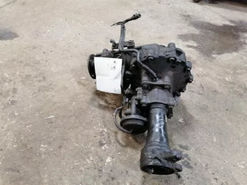 1999 Toyota 4Runner Front Axle Differential Carrier AT Disconnecting 4.10 Ratio used OEM differential carrier