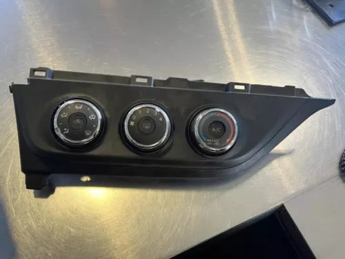 2014-2019 Toyota Corolla A/C AC Heater Temperature Climate Control OEM used OEM A/C climate control module