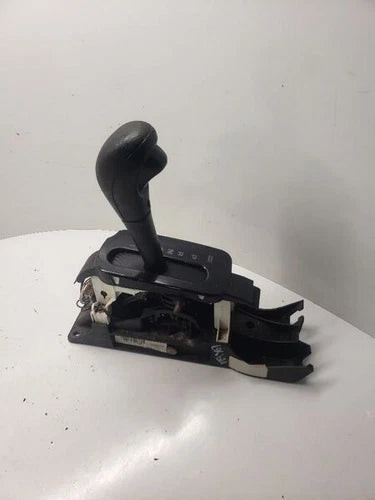 2006-2007 Jeep Liberty Automatic Trans Floor Gear Shifter Assembly OEM used OEM transmission shifter
