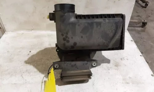 2010-2019 Lincoln MKS MKT Ford Taurus Flex 3.5L Turbo Air Cleaner Intake Box OEM used OEM air cleaner assembly