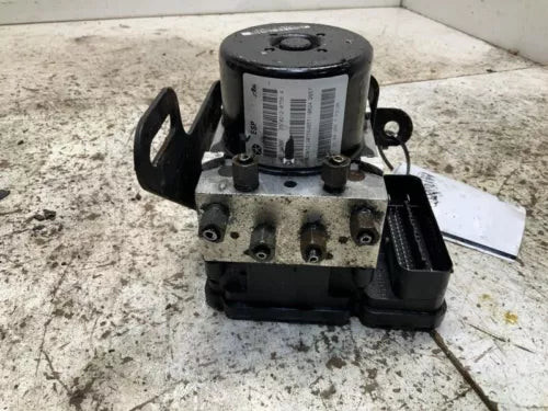 2008 Jeep Grand Cherokee Jeep Commander ABS Anti-Lock Brake Pump Assembly OEM used OEM ABS pump and module