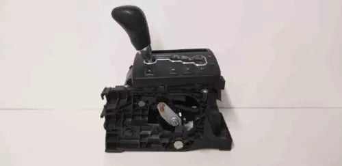 2005-2007 Jeep Grand Cherokee Automatic Floor Gear Shift Shifter Assembly OEM used OEM transmission shifter
