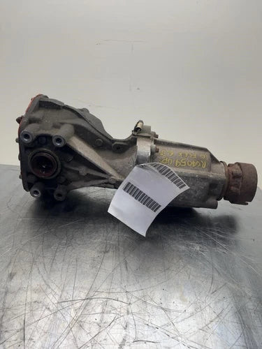 2011-2018 Ford Explorer Taurus Rear Axle Differential Carrier Assembly OEM Used used OEM differential carrier