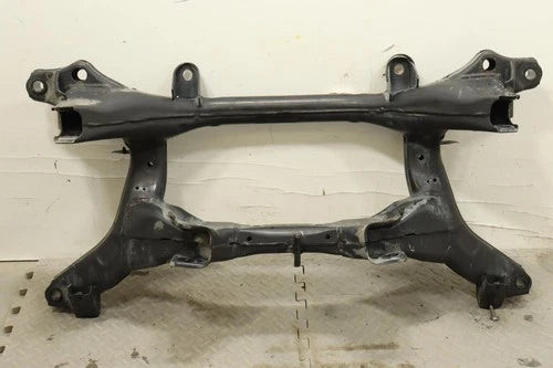 2018 - 2024 GMC TERRAIN REAR SUBFRAME UNDERCARRIAGE CROSSMEMBER CRADLE OEM used OEM rear subframe and crossmember