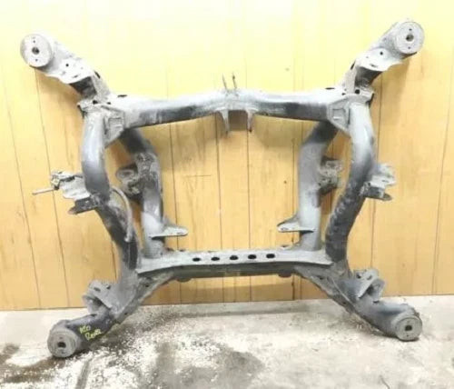 11-18 Porsche Cayenne 958 Rear Subframe Sub Frame Crossmember OEM used OEM rear subframe and crossmember