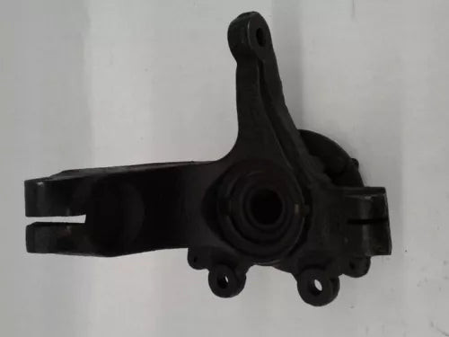 2005-2006 Mazda 3 Passenger Right Front Spindle Knuckle Assembly W/o Abs Oem used OEM ABS pump and module