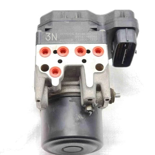 2004-2007 Toyota Highlander ABS Anti-Lock Brake Pump Assembly FWD OEM used OEM ABS pump and module