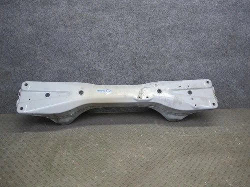 00-02 TOYOTA MR2 SPYDER ZZW30L REAR SUSPENSION SUB FRAME CROSSMEMBER CARRIER OEM used OEM rear subframe and crossmember