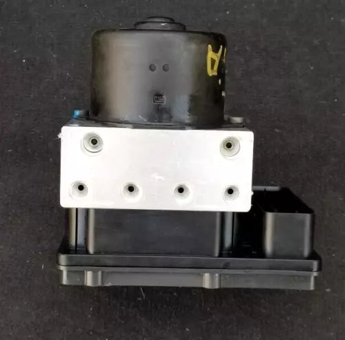 2001-2002 Toyota Sequoia Abs Anti-lock Brake Pump Assembly Skid Control 4x2 Oem used OEM ABS pump and module